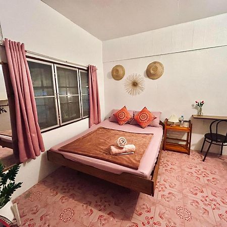 Lungkluay Homestay Ko Kut Екстер'єр фото