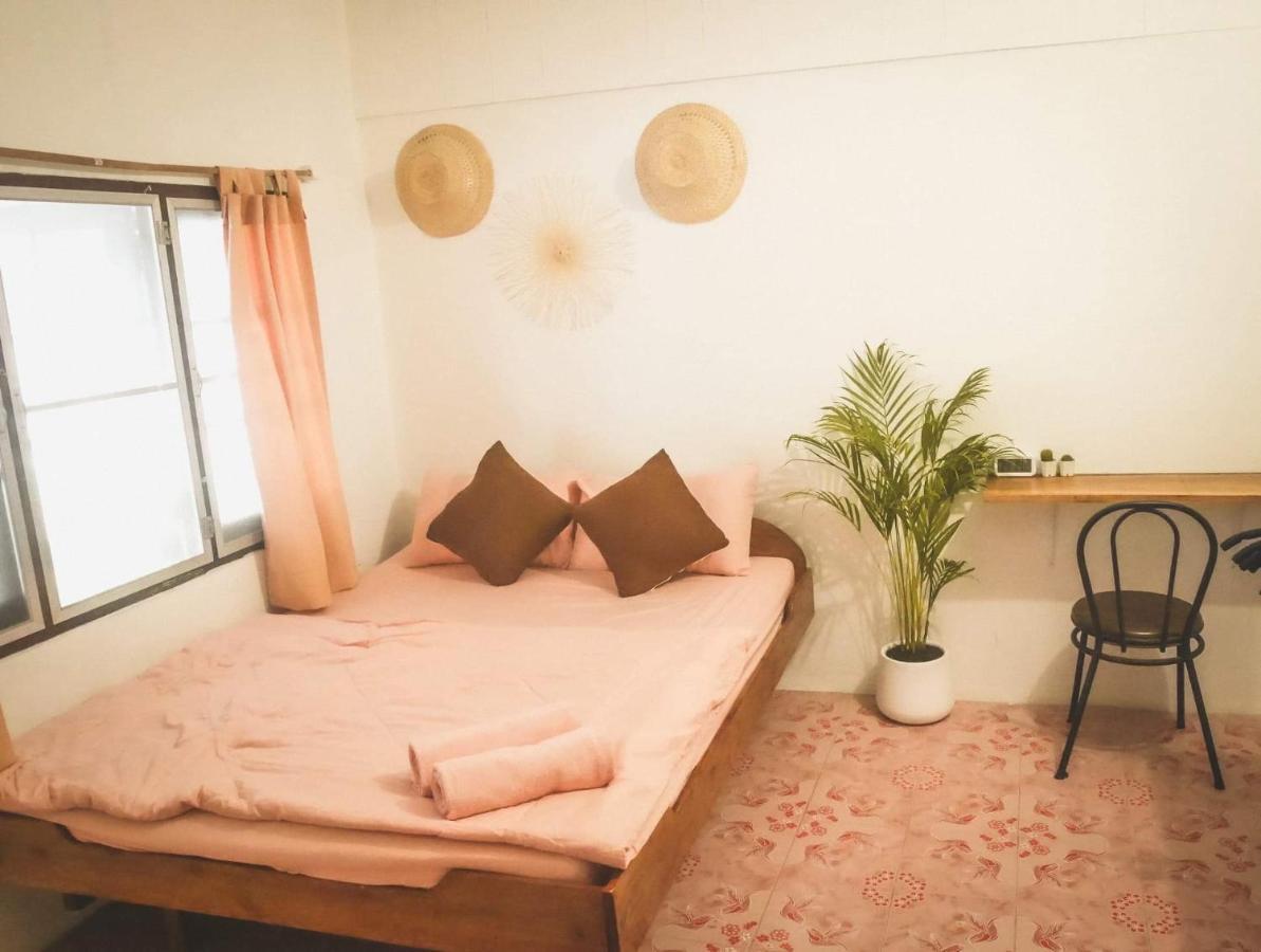 Lungkluay Homestay Ko Kut Екстер'єр фото