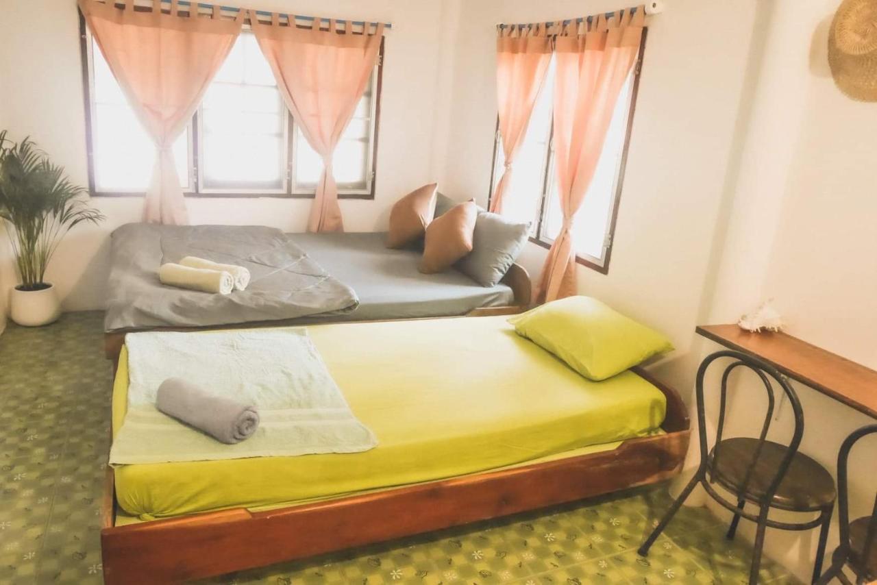 Lungkluay Homestay Ko Kut Екстер'єр фото